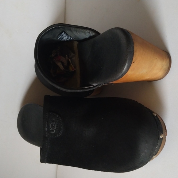 UGG Mules - Picture 3 of 8